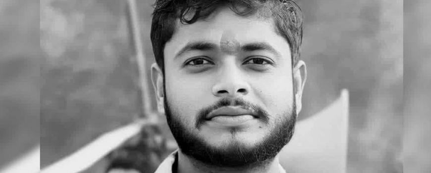 मेयरको धम्कीपछि तनावमा रहेका पत्रकार प्रजापति झुण्डिएको अवस्थामा मृत फेला