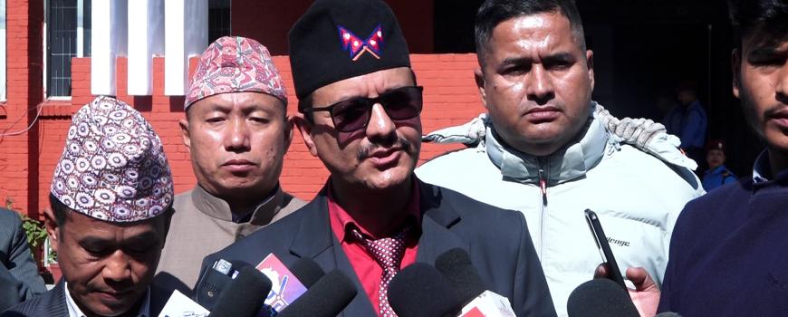 संविधान खारेज र ऋण मिनाहाको माग गर्दै सरकारलाई दुर्गा प्रसाईं समूहको ज्ञापन पत्र