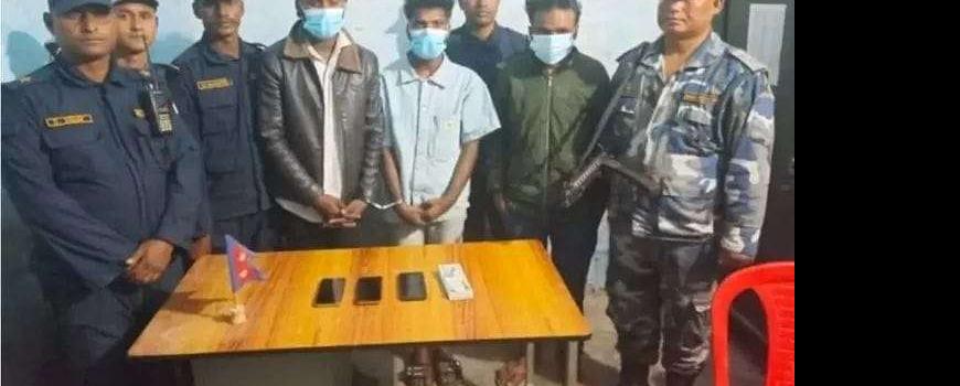 रौतहटमा नक्कली नोटसहित तीनजना पक्राउ रौतहटमा नक्कली नोटसहित तीनजना पक्राउ